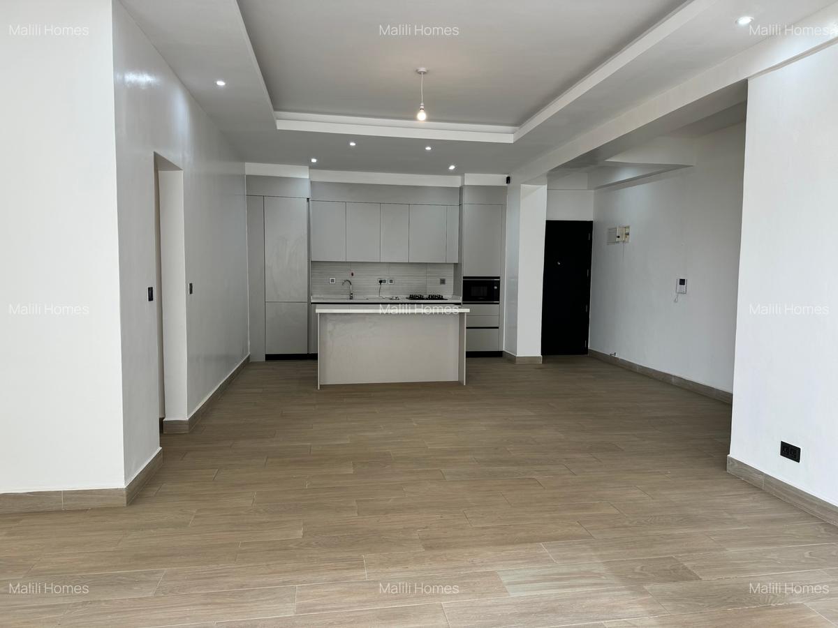 2 Bed Apartment in Riverside - 5