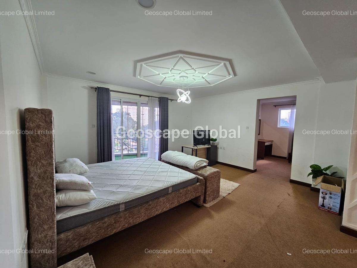 Furnished 3 Bed Apartment with En Suite in Kilimani - 16