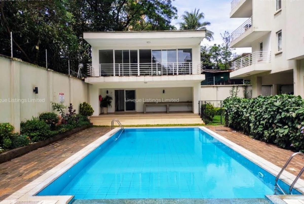 3 Bed Apartment with En Suite in Lavington - 1