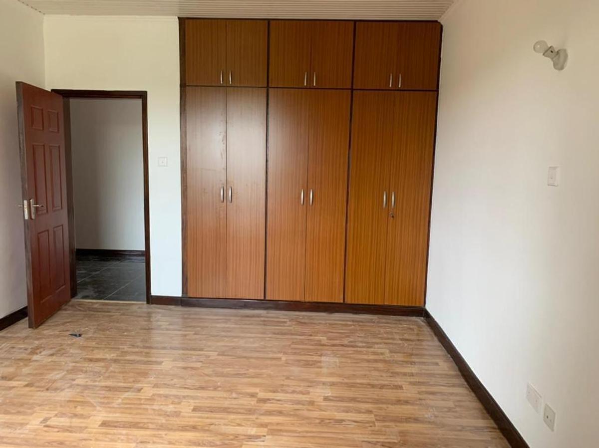 4 Bed Apartment with En Suite in Westlands Area - 4