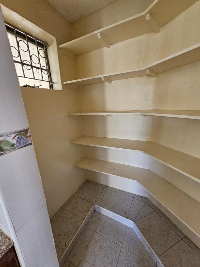 3 Bed Apartment with En Suite at Kilimani - 15