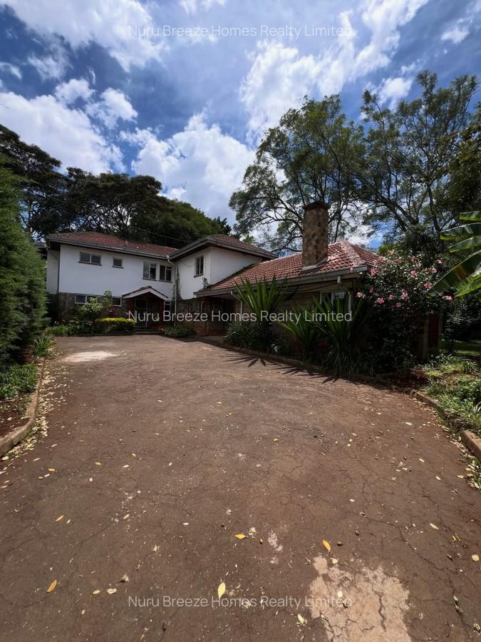 4 Bed Townhouse with En Suite in Lavington - 1