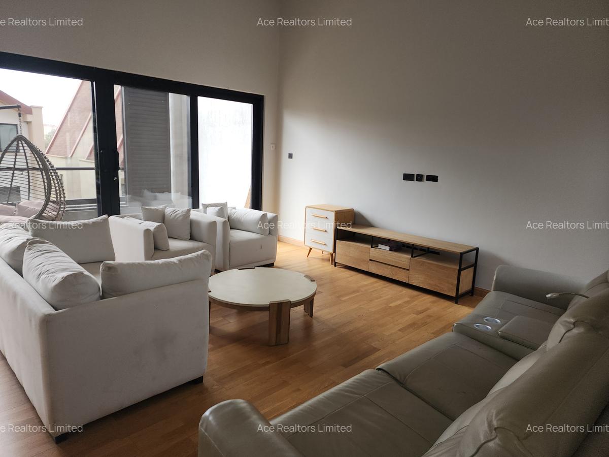 4 Bed Villa with En Suite at Jacaranda Avenue - 4