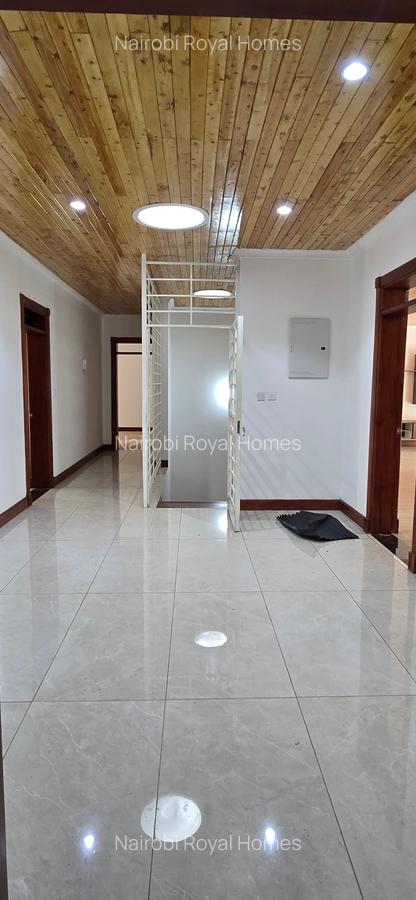 5 Bed House with En Suite at Rosslyn Lone 𝘵𝘳𝘦𝘦 - 8