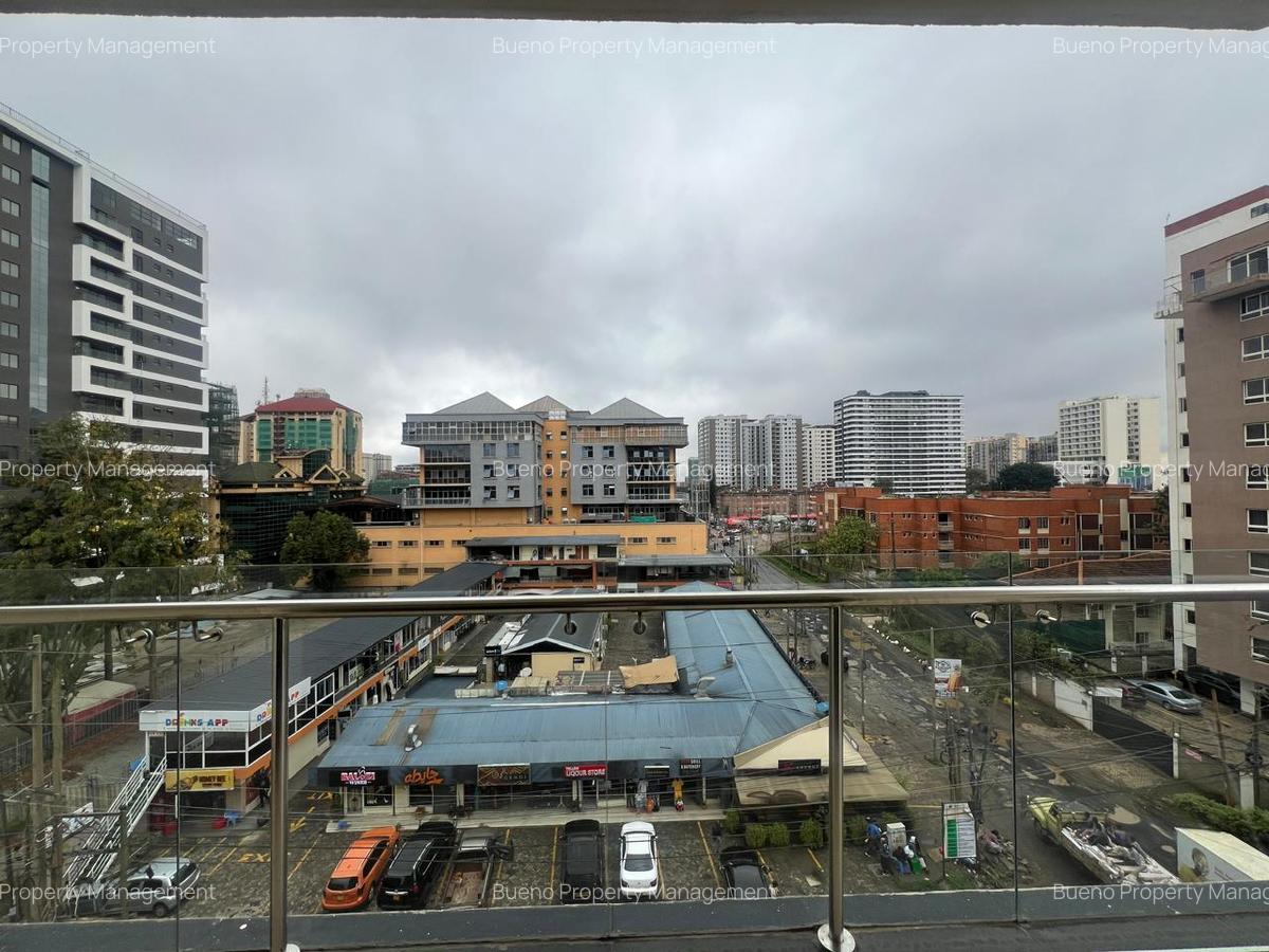 4 Bed Apartment with En Suite in Kilimani - 6