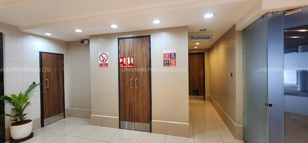 3,245 ft² Office with Service Charge Included in Westlands Area - 3