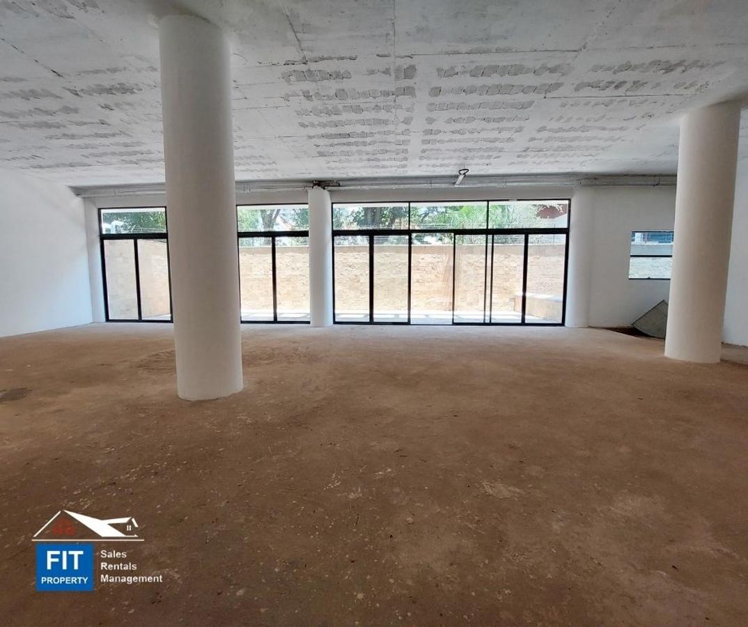 3,443 ft² Commercial Property with Service Charge Included at Westlands - 4