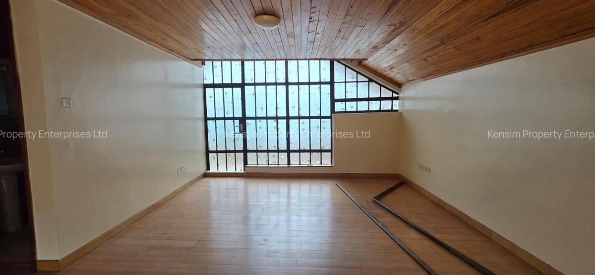 5 Bed Townhouse with En Suite in Lavington - 15