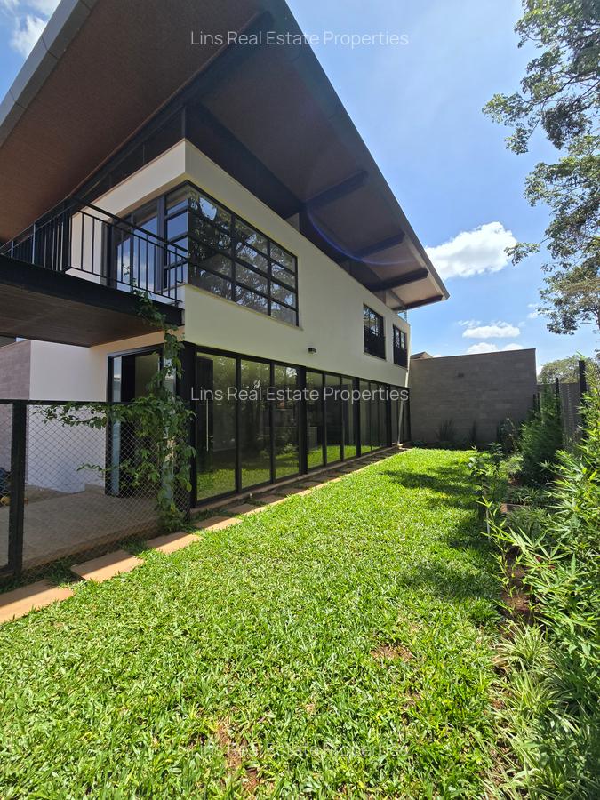 4 Bed Townhouse with En Suite in Runda - 2