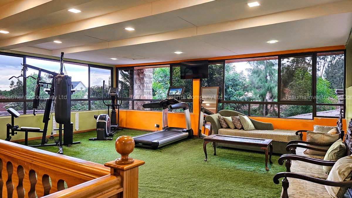 4 Bed House with En Suite in Runda - 13