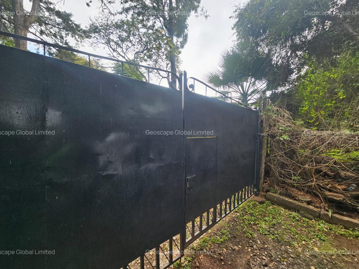 4 Bed House with Alarm in Lavington - 1