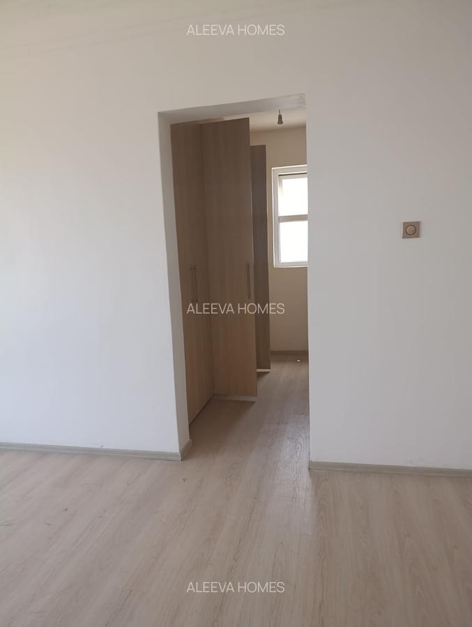 3 Bed Apartment with En Suite in Westlands Area - 11