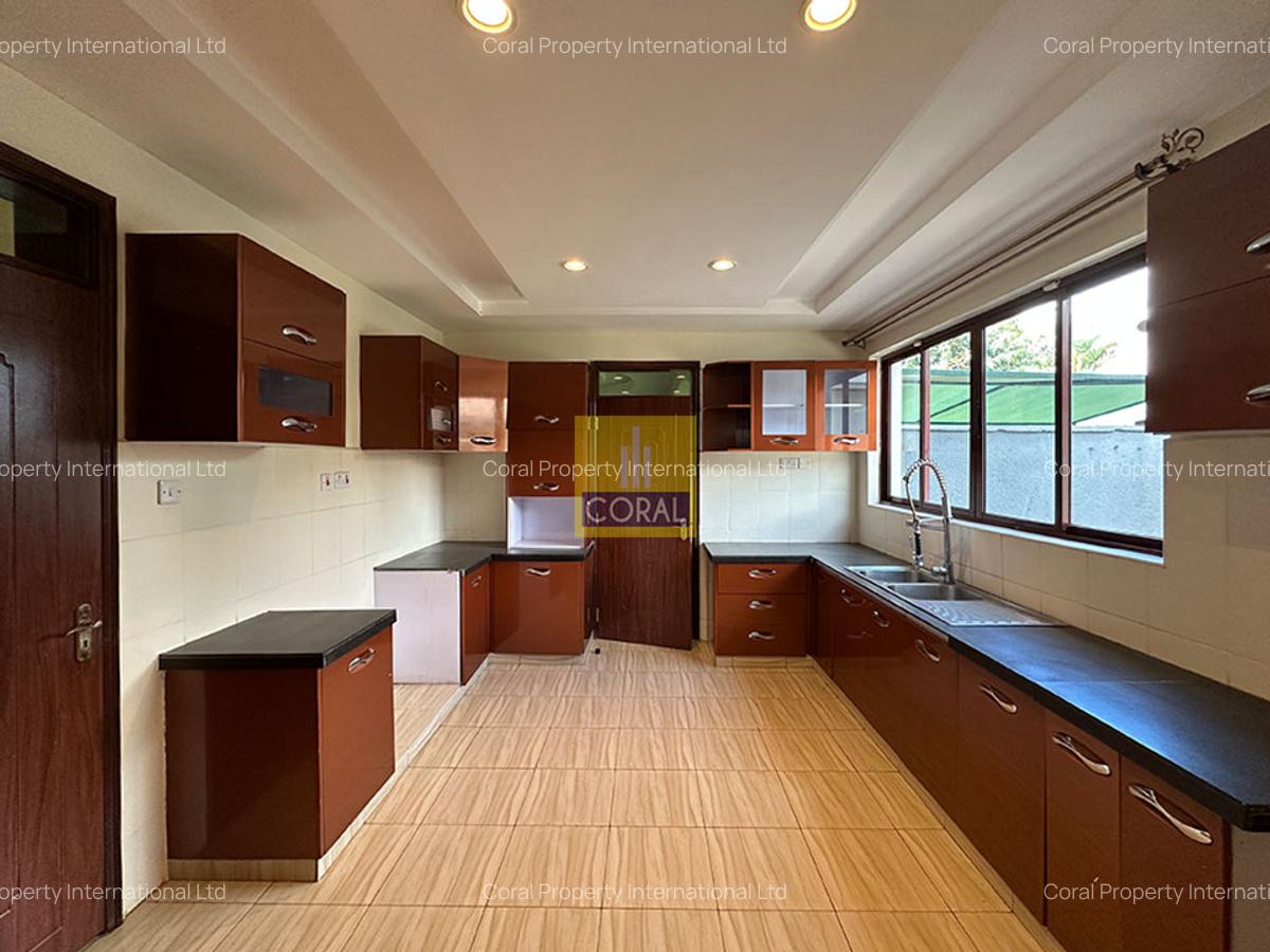 5 Bed Villa in Karen - 9