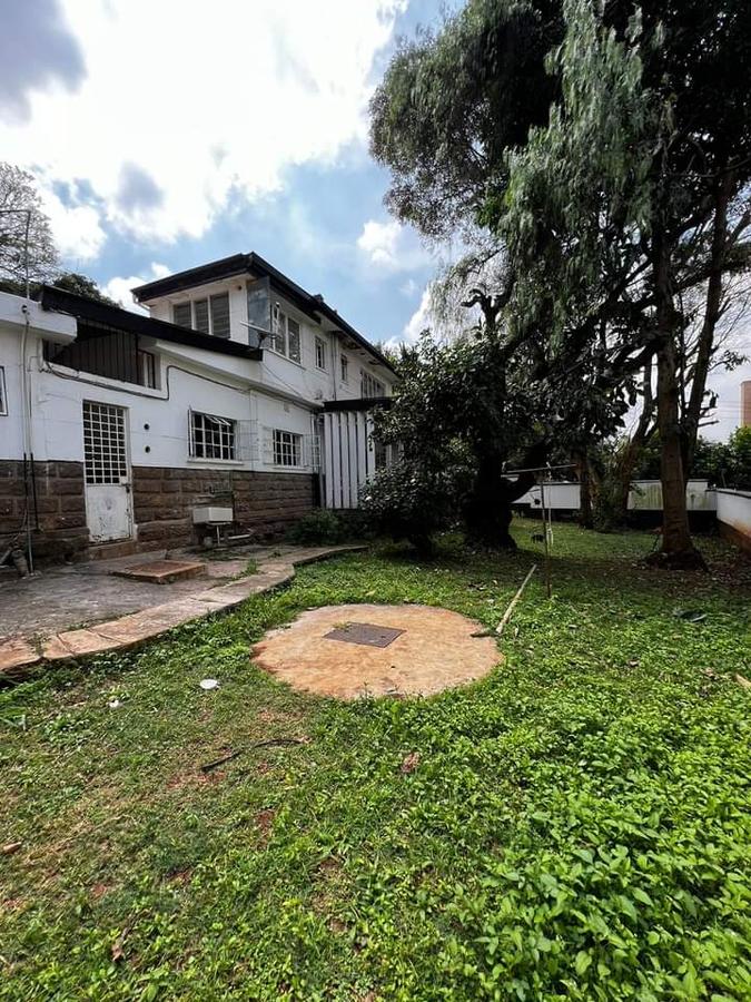 3 Bed House with En Suite at Lavington - 18