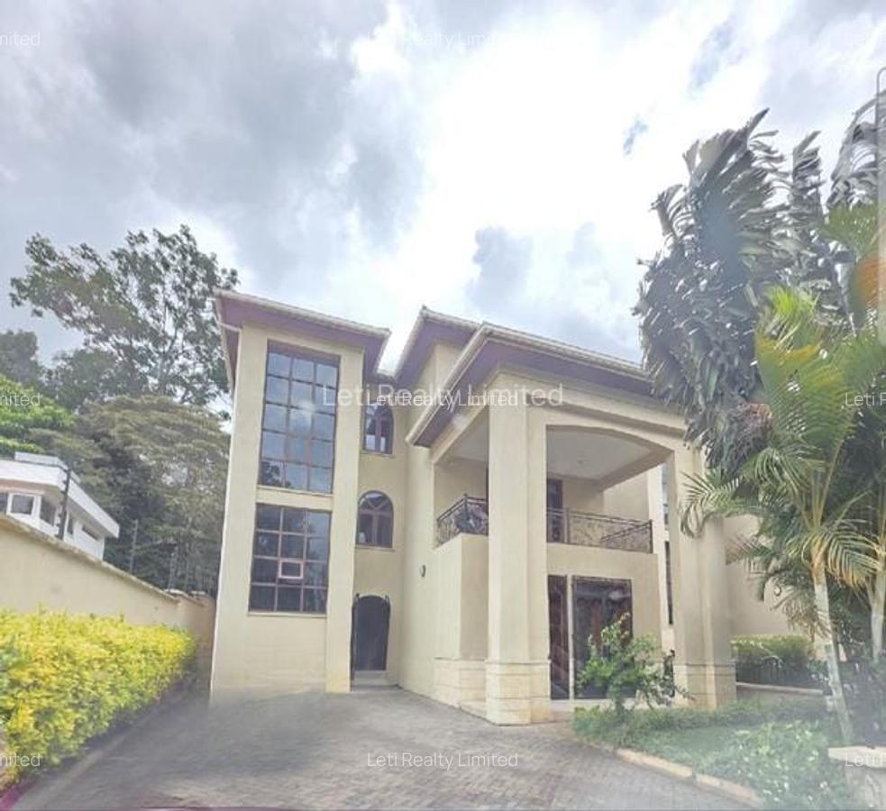 6 Bed Townhouse with En Suite in Lavington - 1