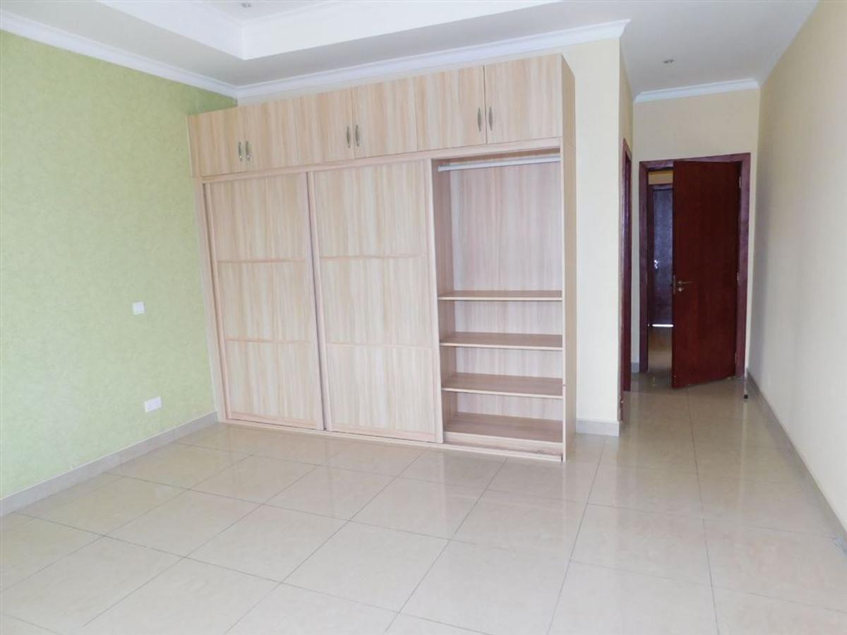 5 Bed House with En Suite at Runda Palm Gardens - 17