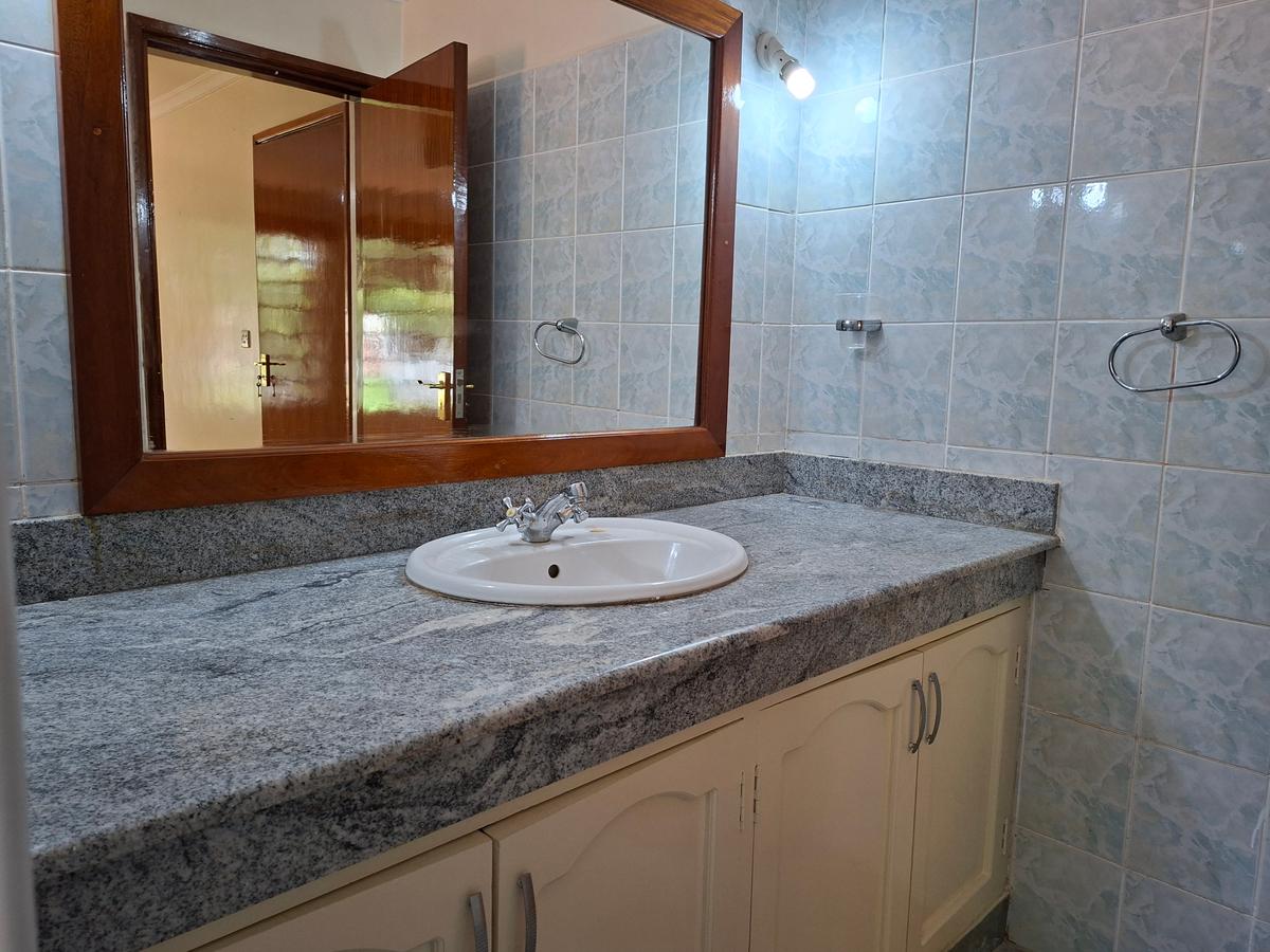 4 Bed House with En Suite at Off Runda Grove - 20