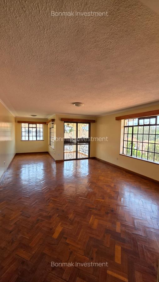 4 Bed Townhouse with En Suite at Nairobi. - 10