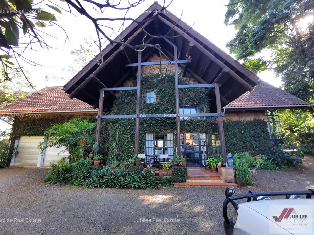3 Bed House with En Suite in Nyari - 3