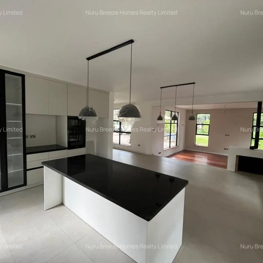 4 Bed House with En Suite in Karen - 9