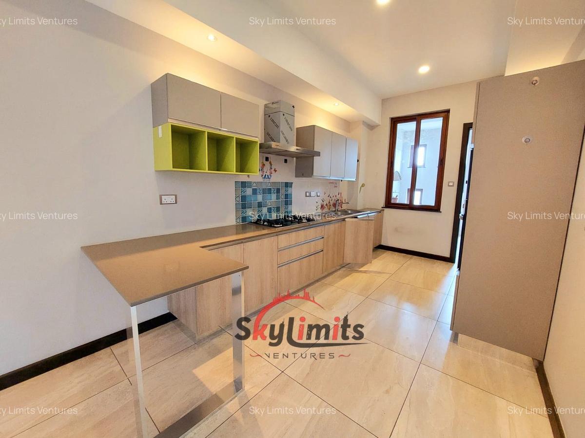 3 Bed Apartment with En Suite at General Mathenge - 5