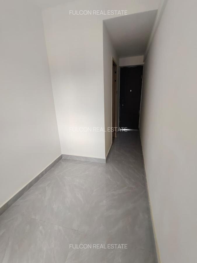 3 Bed Apartment with En Suite in Riverside - 13