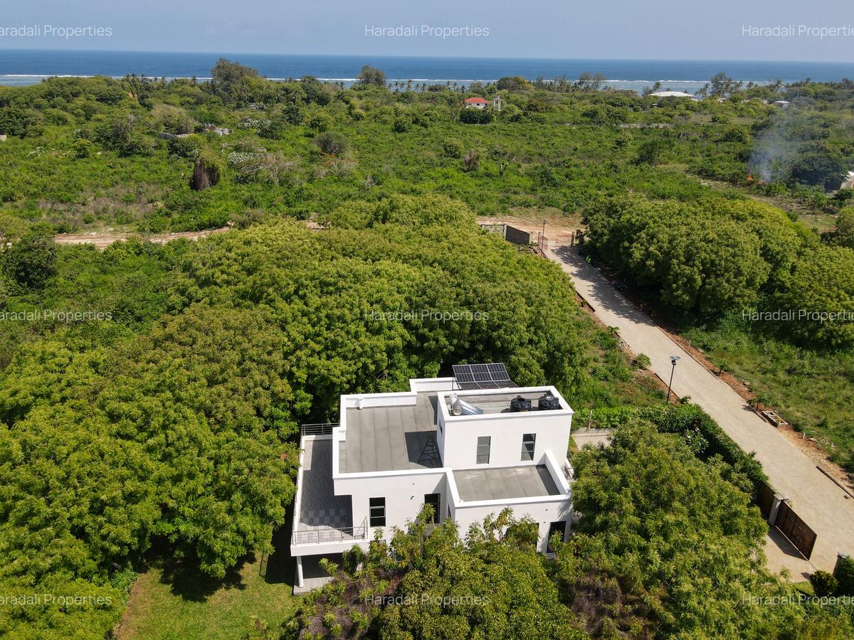 0.25 ac Land at Kuruwitu - 1