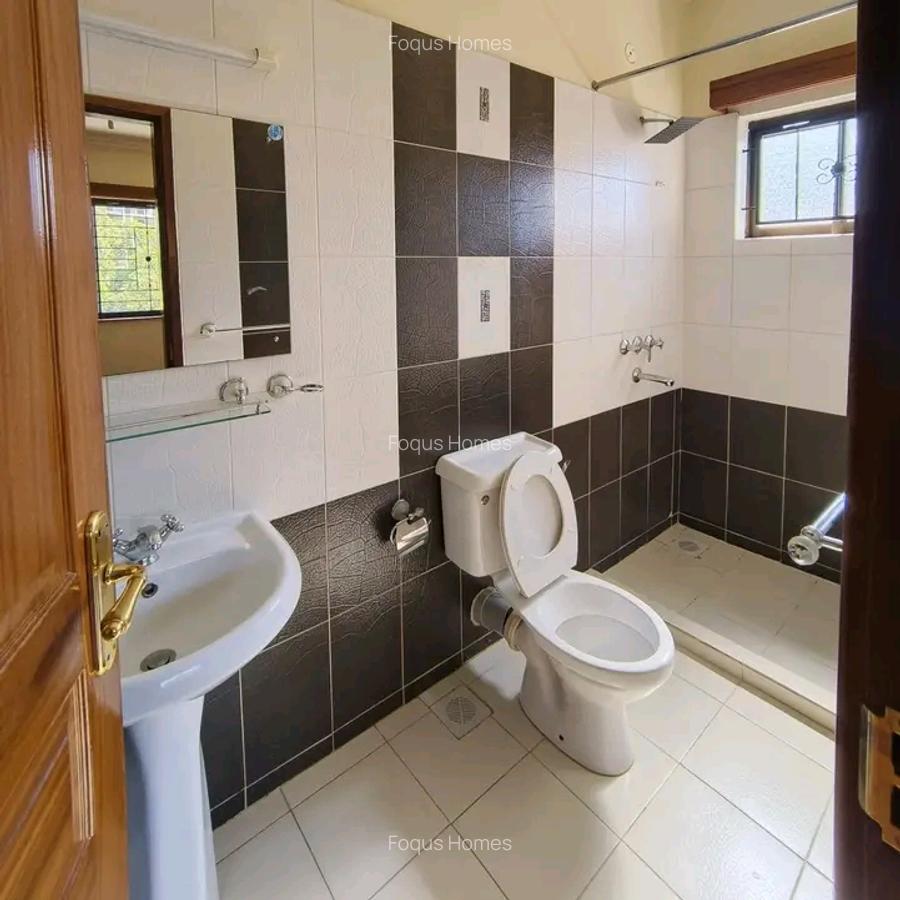 3 Bed Apartment with En Suite at Tabere - 10