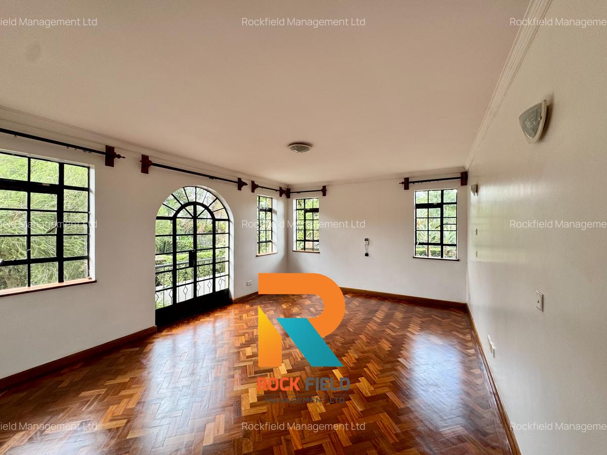 5 Bed Townhouse with En Suite in Kitisuru - 10