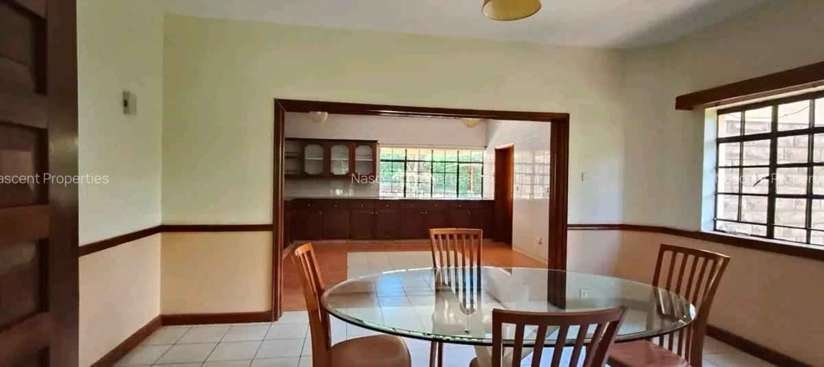 5 Bed House with En Suite in Runda - 9