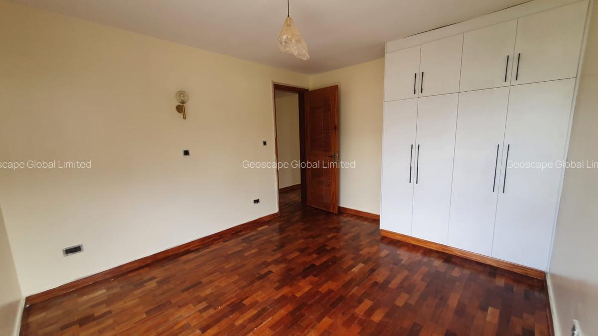 4 Bed House with En Suite in Karen - 6