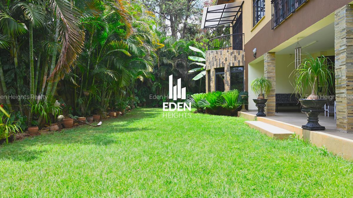 5 Bed Townhouse with En Suite in Kyuna - 5