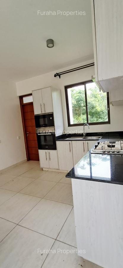 3 Bed Townhouse with En Suite at Vipingo - 8