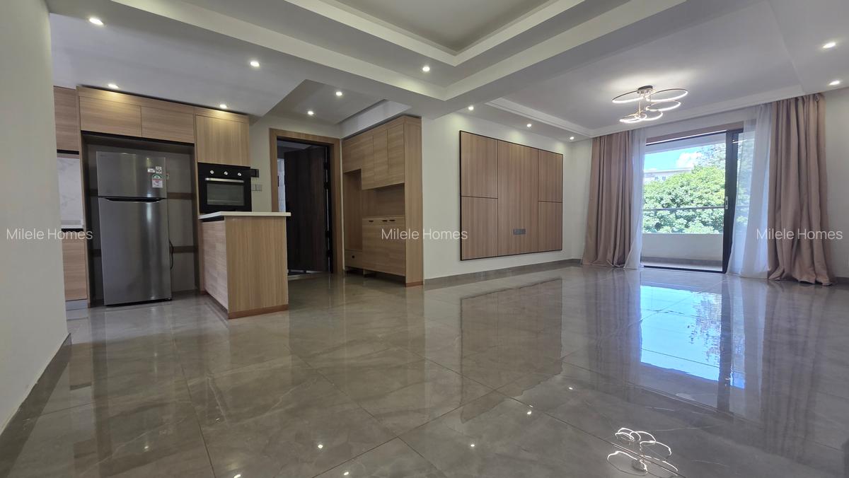 Serviced 3 Bed Apartment with En Suite at Riverside Drive - 2