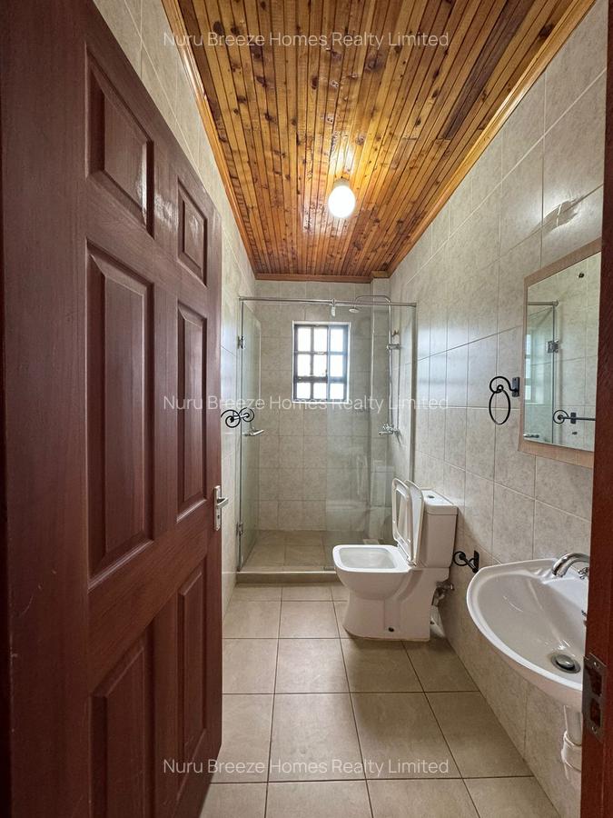 4 Bed House with En Suite in Runda - 7