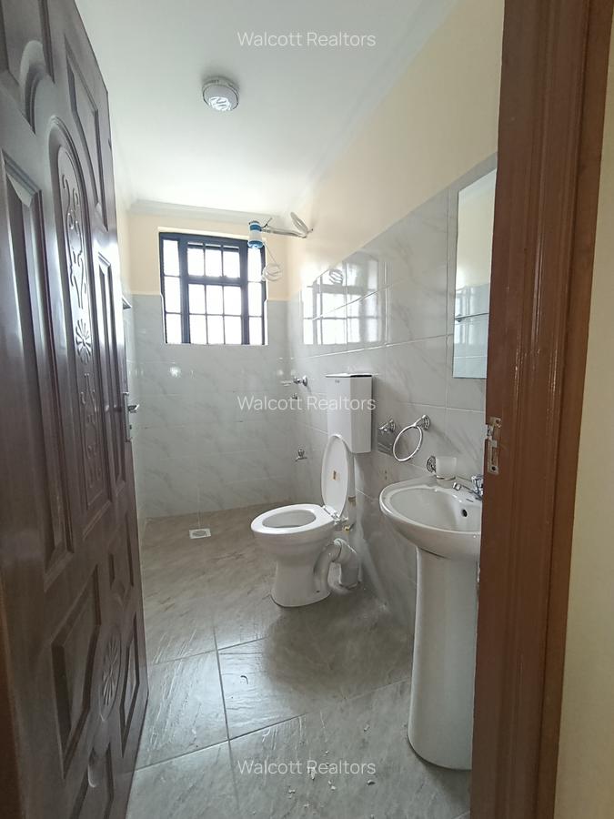 Studio Apartment with Parking at Gitaru - 3
