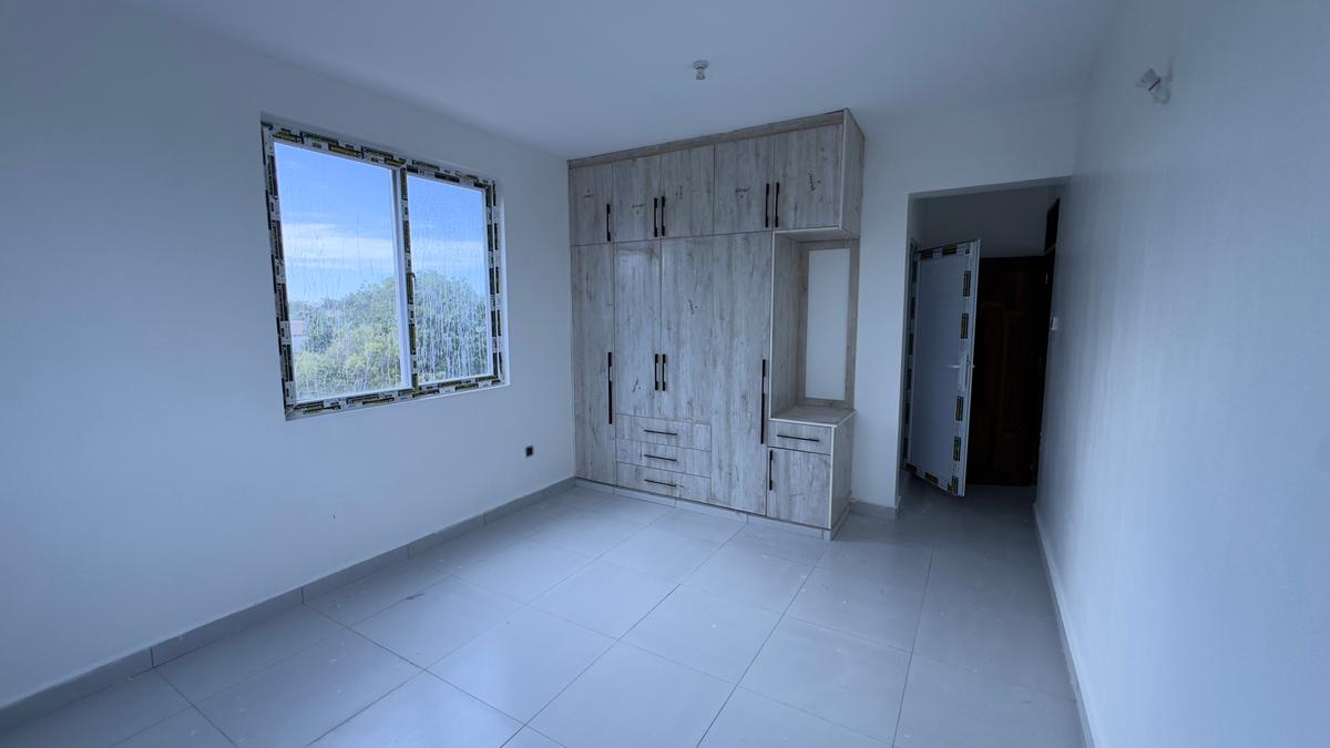 3 Bed Apartment with En Suite in Nyali Area - 13