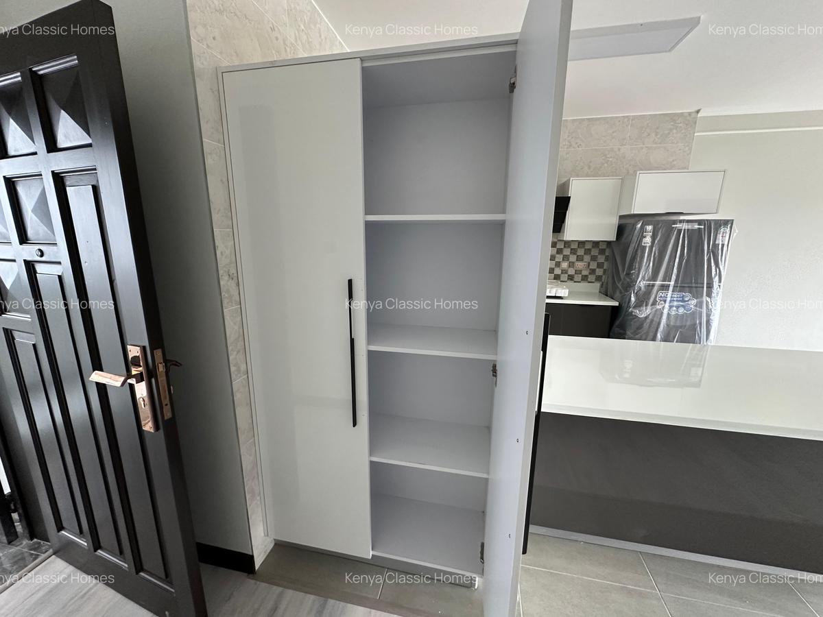 2 Bed Apartment with En Suite at Riverside - 8