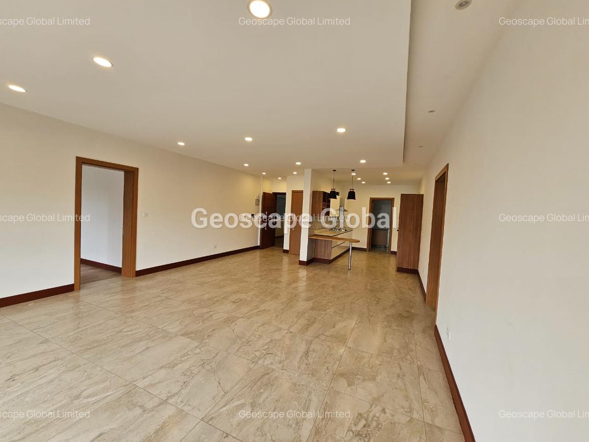 3 Bed Apartment with En Suite in Westlands Area - 12