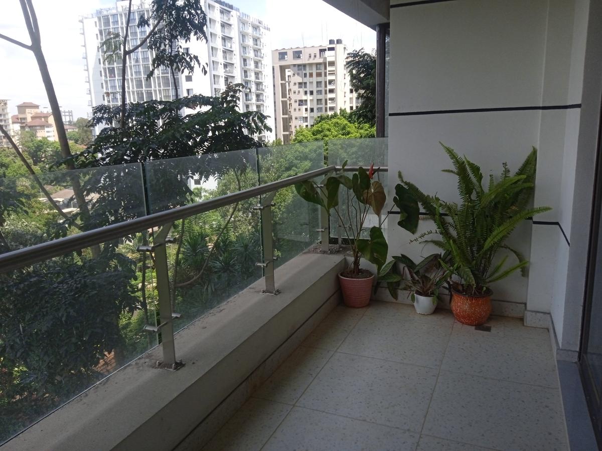 Serviced 3 Bed Apartment with En Suite at Riverside Drive - 2