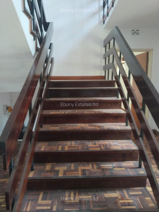 4 Bed Townhouse with En Suite in Lavington - 15