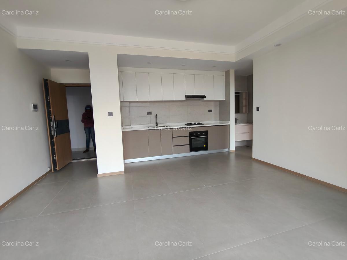 1 Bed Apartment with En Suite in Riverside - 17