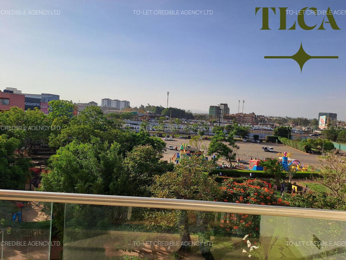 Serviced 3 Bed Apartment with En Suite at Garden City Drive - 10