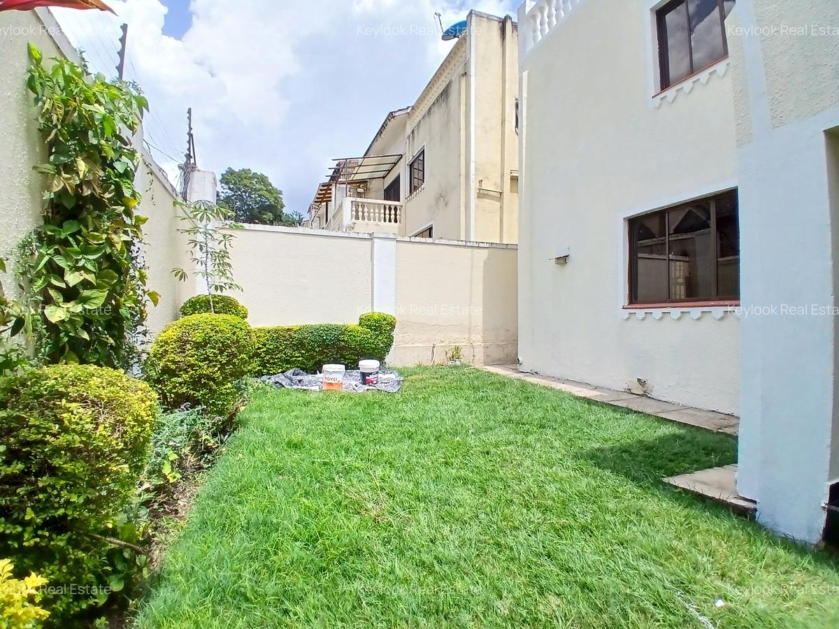 4 Bed Townhouse with En Suite at Lavington Green - 3