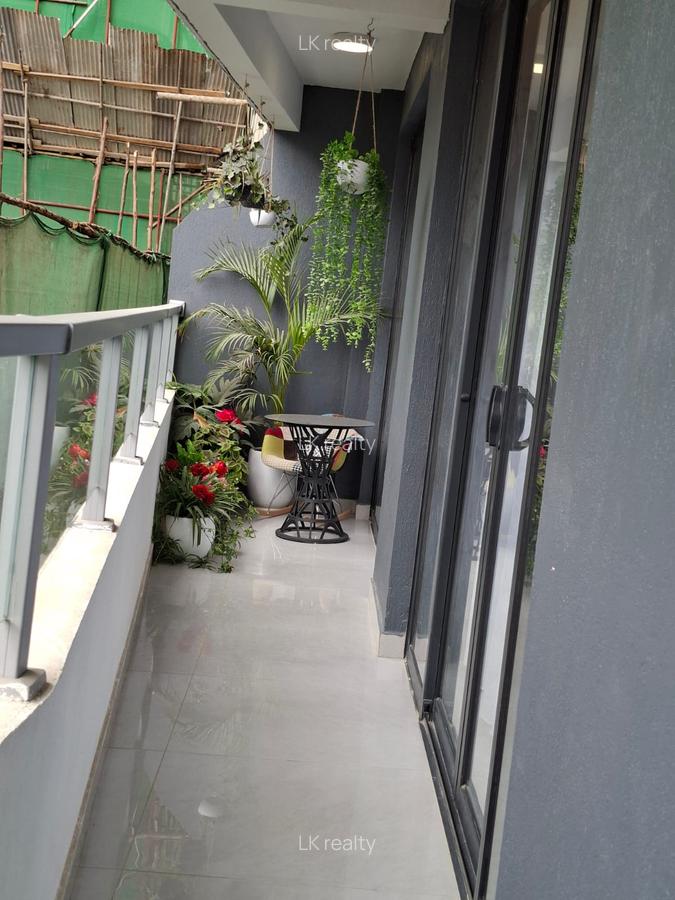 2 Bed Apartment with En Suite at Westlands Road - 5