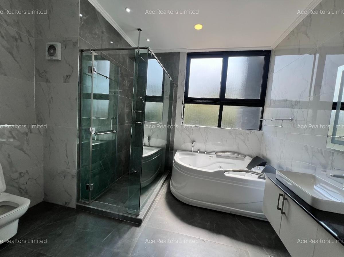 4 Bed Apartment with En Suite at General Mathenge - 7