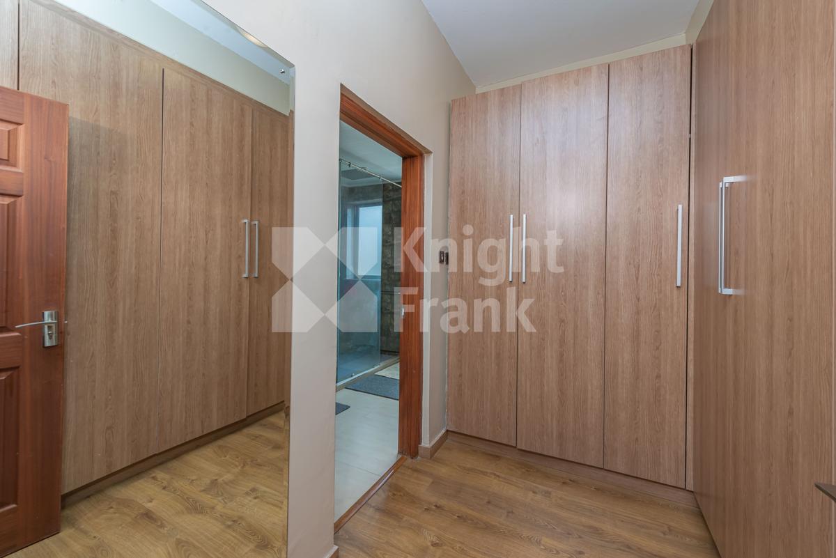 3 Bed Apartment with En Suite at Vanga Street - 11