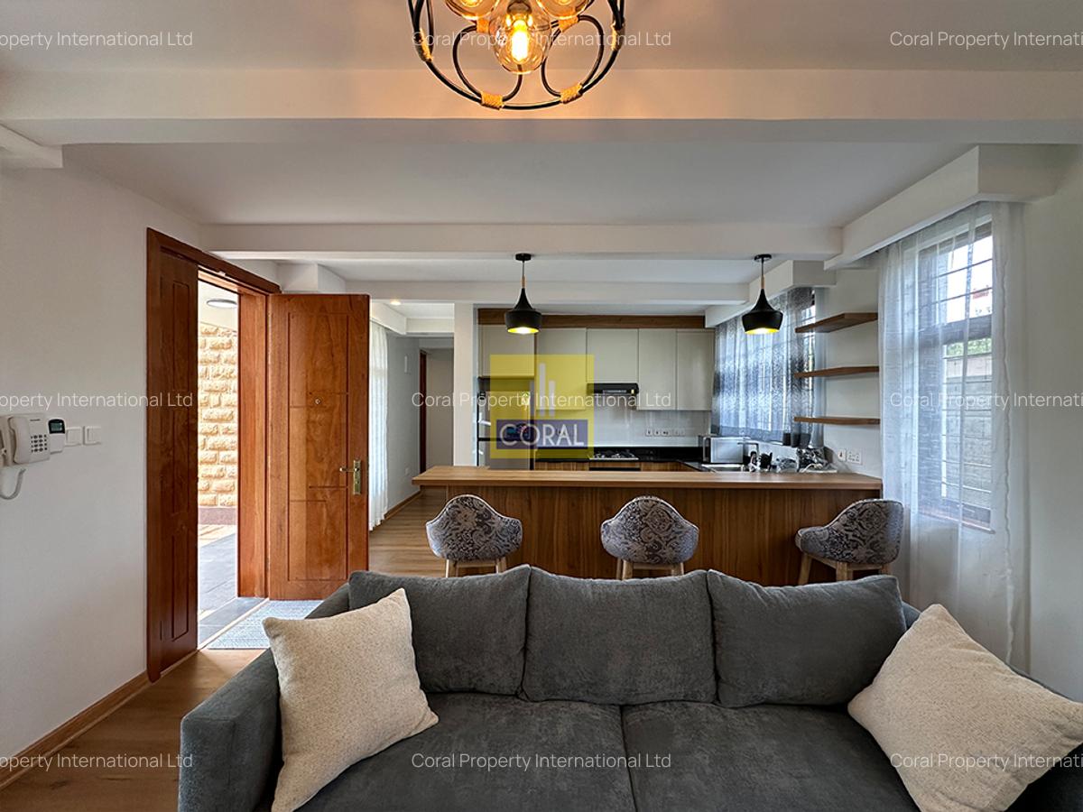 2 Bed Apartment in Ridgeways - 3