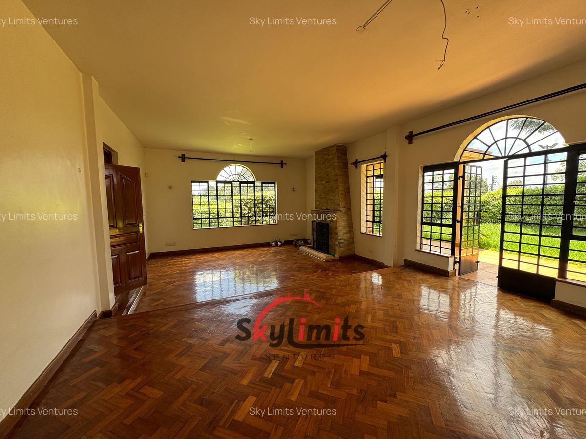 4 Bed Townhouse with En Suite in Kitisuru - 6