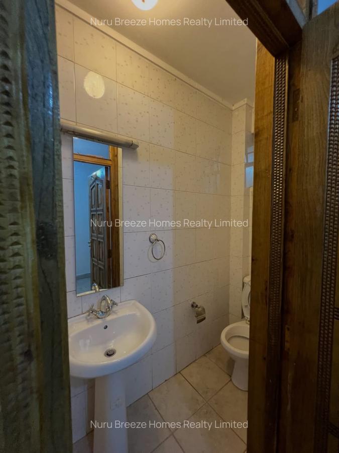 3 Bed Apartment with En Suite in Westlands Area - 16